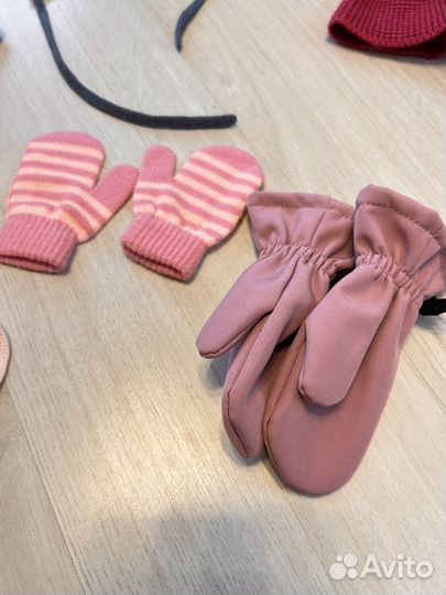 Шапки,чепчики, кепка, панама,рукавицы на девочку