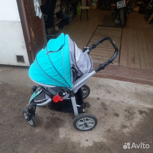 Прогулочная коляска camarelo