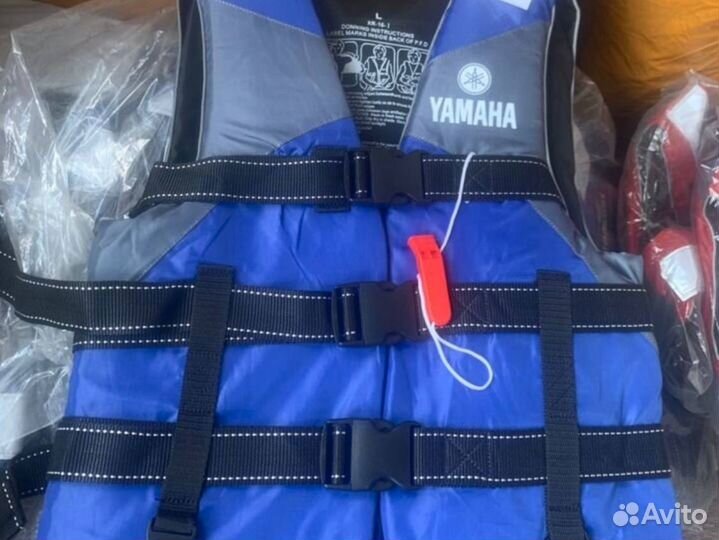 Спасательный жилет yamaha
