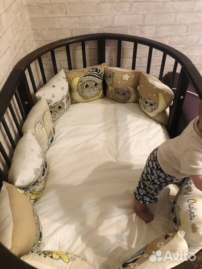 Детская кроватка
