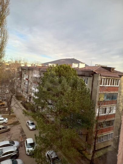 2-к. квартира, 47 м², 5/5 эт.