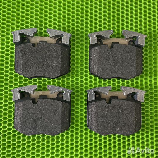 Тормозные колодки BMW G30 G01 G02 G05 G07