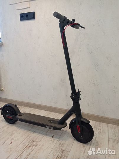 Самокат взрослый электрический бу