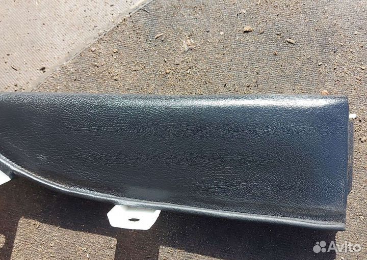Подлокотник передней двери Мазда cx 7
