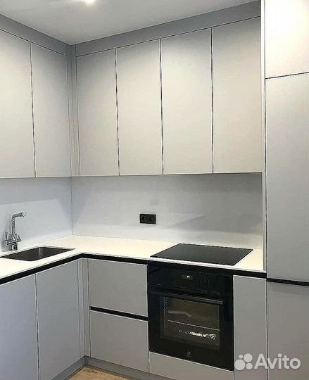 Кухонный гарнитур угловой