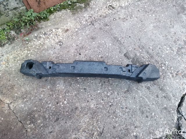 Наполнитель переднего бампера Hyundai Solaris 2