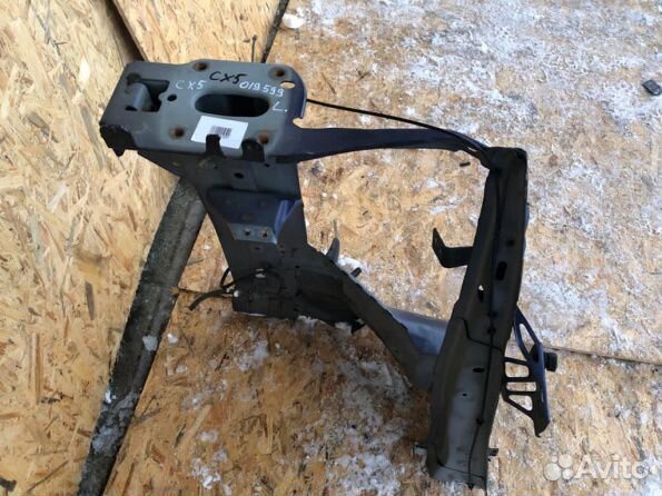 Передняя четверть Mazda CX-5 2011-2017г