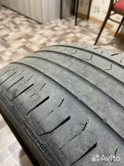 Continental ContiPremiumContact 215/55 R17