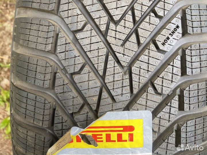 Pirelli Cinturato Winter 2 215/65 R16 98H