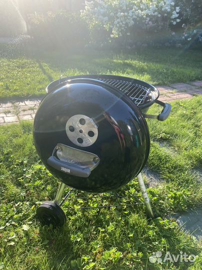Угольный гриль weber