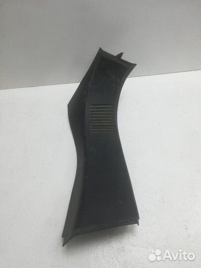 Обшивка багажника левая Ford Fusion 2002-2011