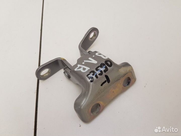 Петля двери задняя левая верхняя (Haval F7)