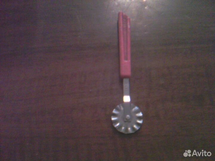 Бокал, нож для теста новые