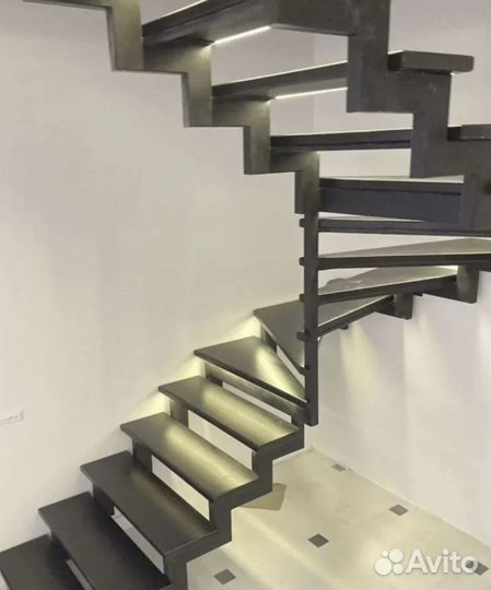 Подсветка лестницы с датчиком движения