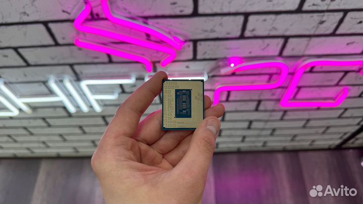 Процессор Intel Core i5-12600KF