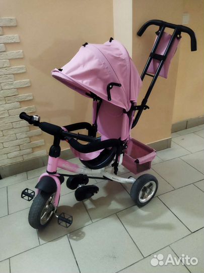 Трехколесный велосипед с родительской ручкой