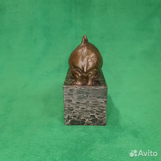 Бронзовая статуэтка Бегемот с птичками