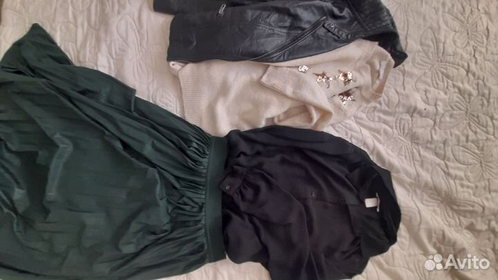 Одежда жен. 46рр, все по 300р или пакет за 1000