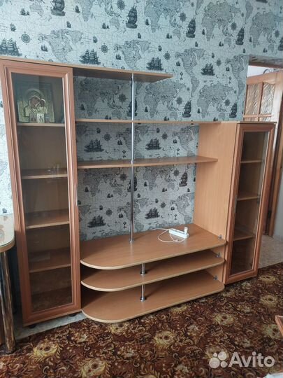 Стенка в гостиную