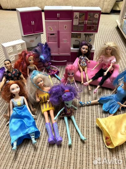 Кукла барби