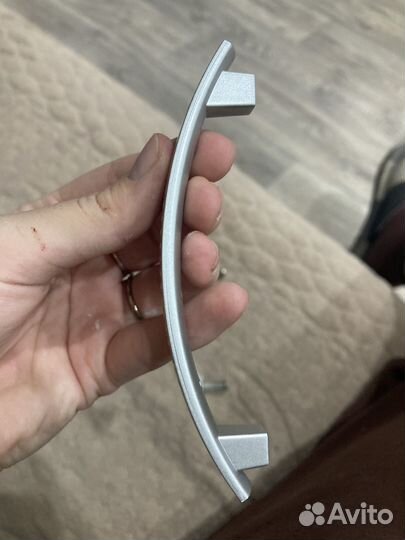 Ручки шкафные дверные пластиковые