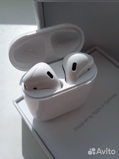 Наушники Airpods 2 с хорошим звуком