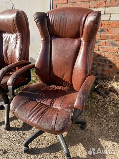 Офисное кресло руководителя бу кожаное