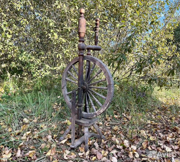 Прялка деревянная старинная