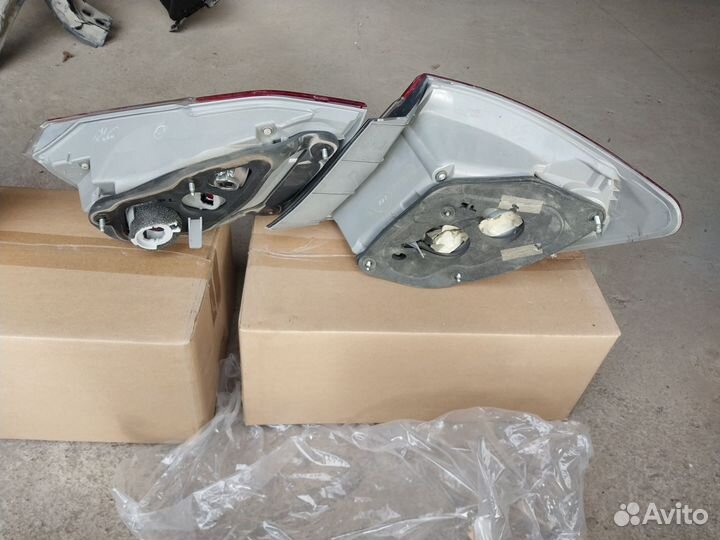 Задние фонари toyota camry 50 камри v 50 комплект