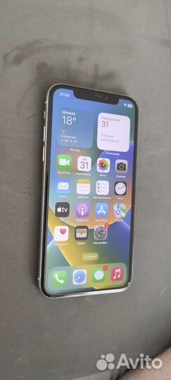 Телефон iPhone 10
