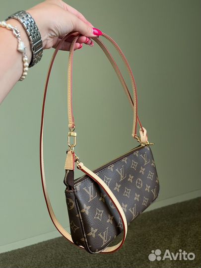 Сумка Louis Vuitton mini pochette