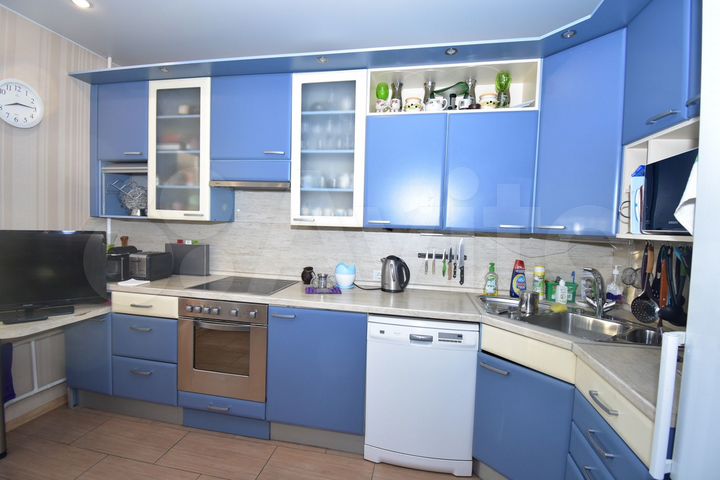 5-к. квартира, 140 м², 2/5 эт.