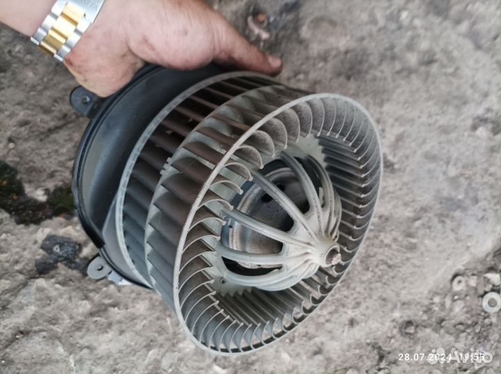 Моторчик отопителя BMW 7-Series E65,E66 2001-2008