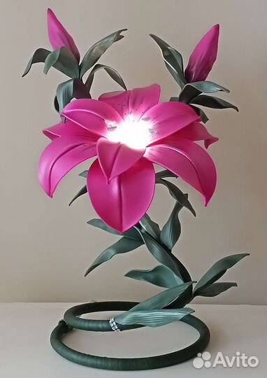 Светильник лилия из изолона