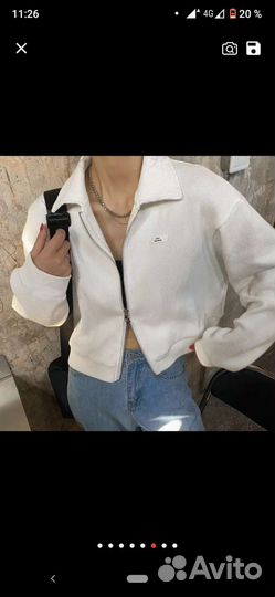 Укороченая кофта на замке