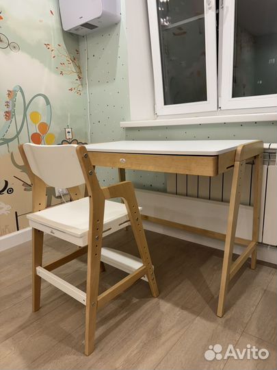 Растущий стол и стул для школьника