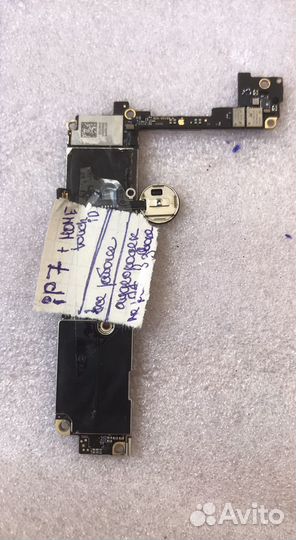 Материнская плата iPhone