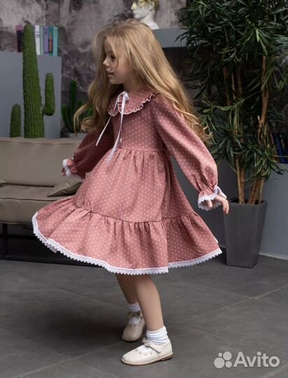 Платье для девочки новое