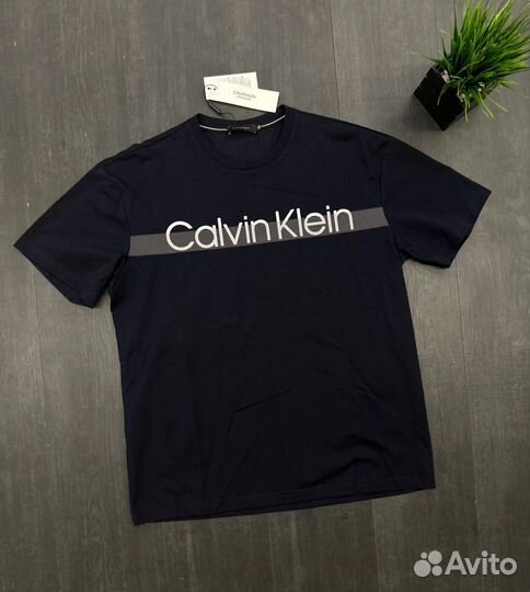 Футболка Calvin Klein