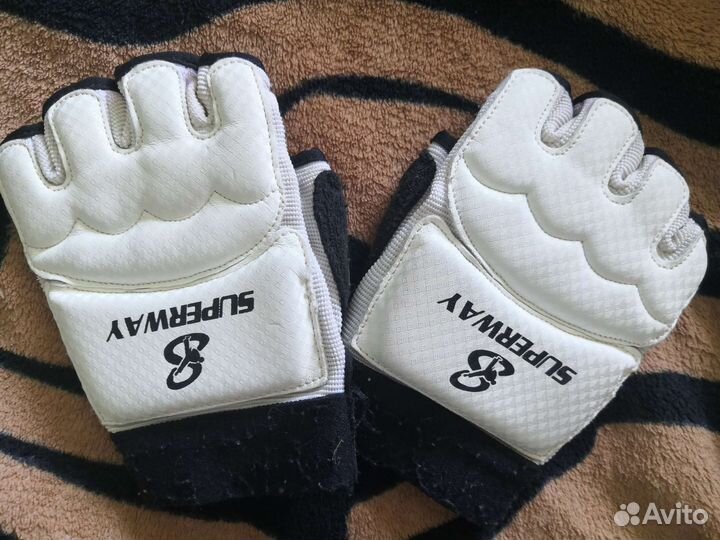 Перчатки для единоборств. Шинковки
