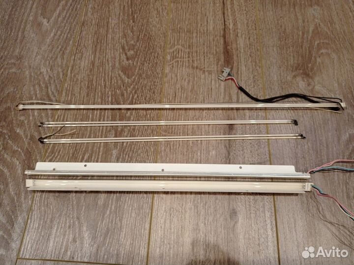 Лампы подсветки монитора