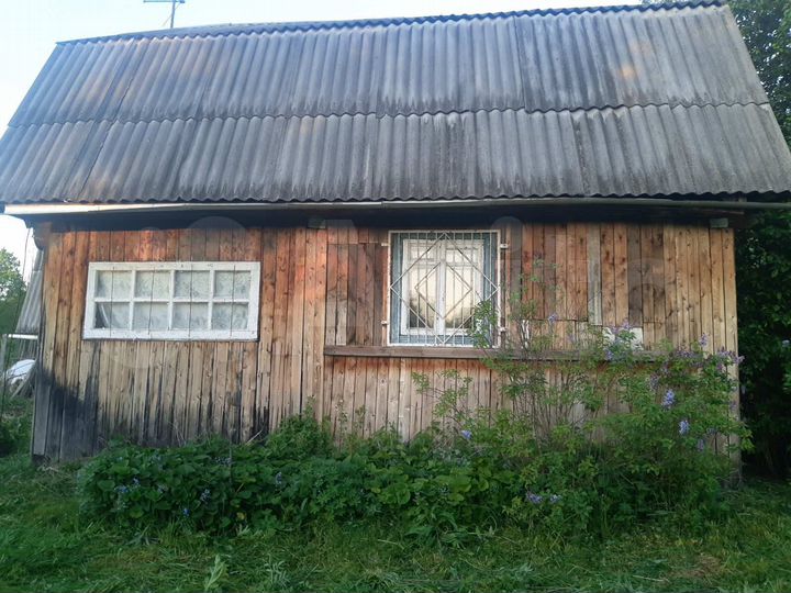 Дача 30 м² на участке 10 сот.