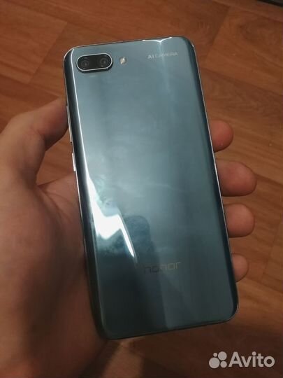 HONOR 10, 6/64 ГБ