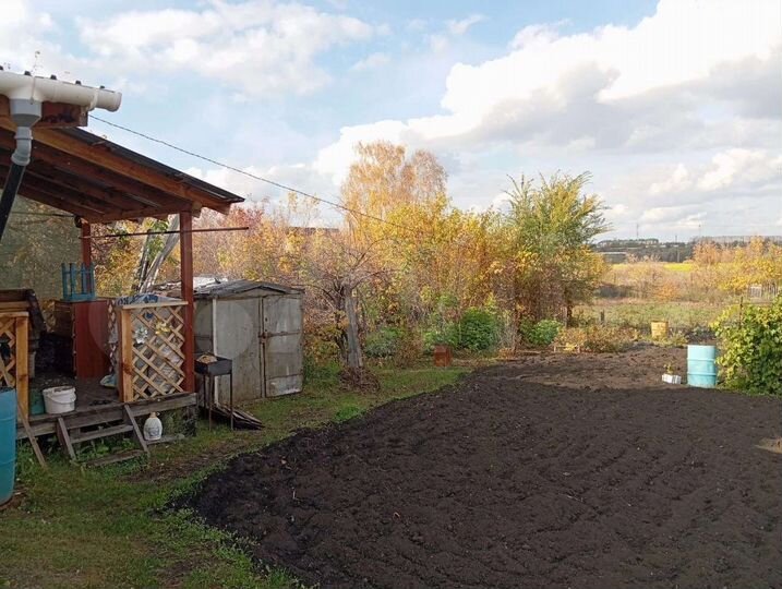 Дом 300 м² на участке 64 сот.