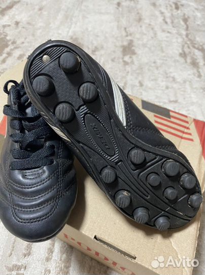 Детские футбольные бутсы 31 размер