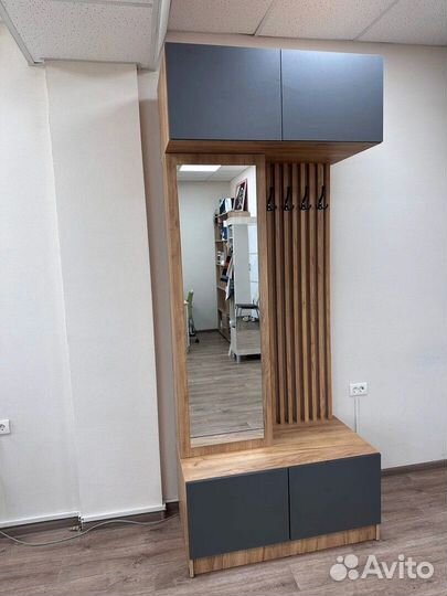Прихожая