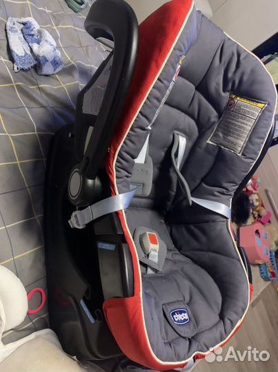 Детское автокресло от 0 chicco
