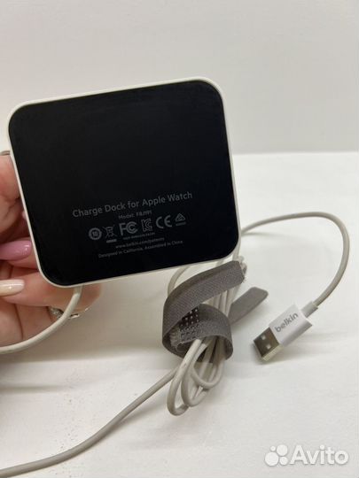 Док станция Belkin для Apple Watch