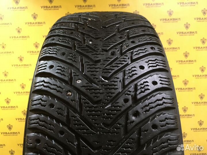 Nokian Tyres Hakkapeliitta 8 215/55 R17 98T