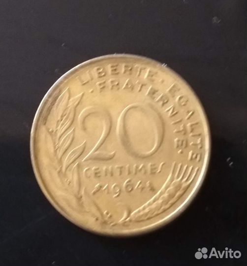 Монета 20 сантимов 1964 г